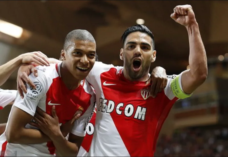 Mbappé góp công giúp Monaco vô địch Ligue 1 mùa 2016/17