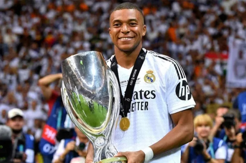 Mbappé nhanh chóng giành UEFA Super Cup cùng Real Madrid