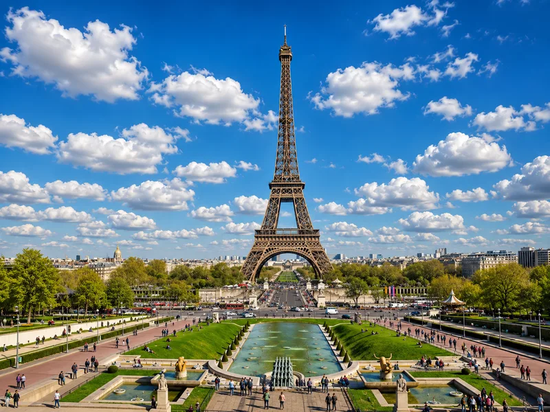 Paris sở hữu lượng tài sản lớn nhờ tài chính, bất động sản, thời trang và hàng xa xỉ