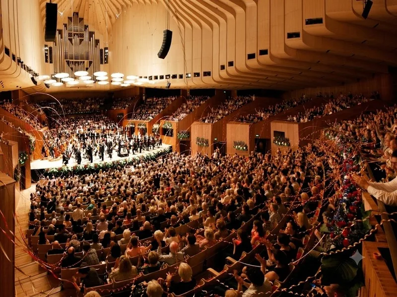 Không gian biểu diễn ấn tượng bên trong nhà hát Opera Sydney